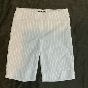 HILARY RADLEY Women's Light Blue Combo Bermuda Shorts Size XS Pockets NWT